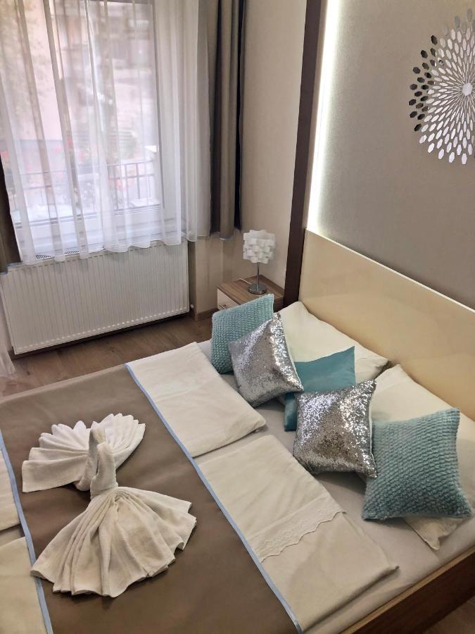 Melior Szallo Eğri Dış mekan fotoğraf