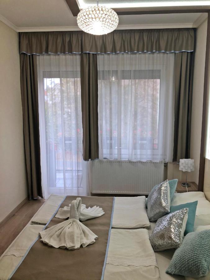 Melior Szallo Eğri Dış mekan fotoğraf